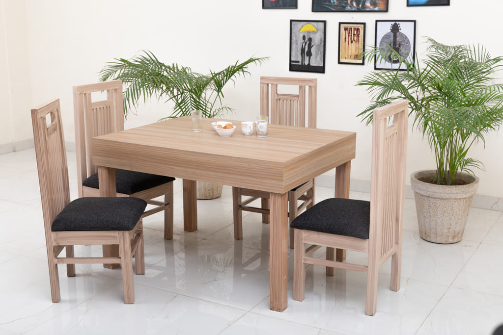 4-Seater Dining Set