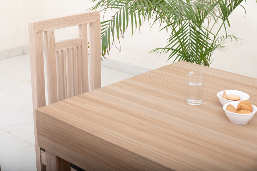 4-Seater Dining Set